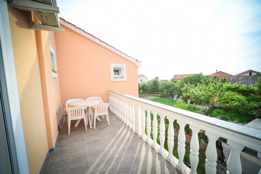 Apartments Valentina Petrčane Extérieur photo