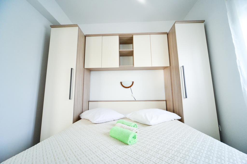 Apartments Valentina Petrčane Extérieur photo