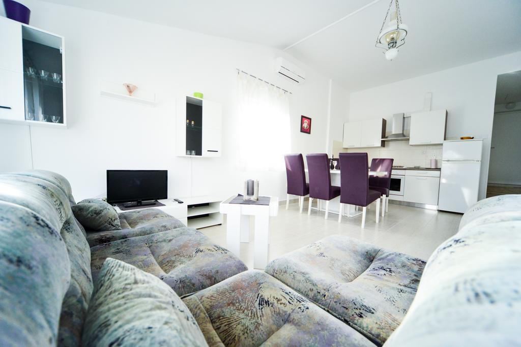 Apartments Valentina Petrčane Extérieur photo