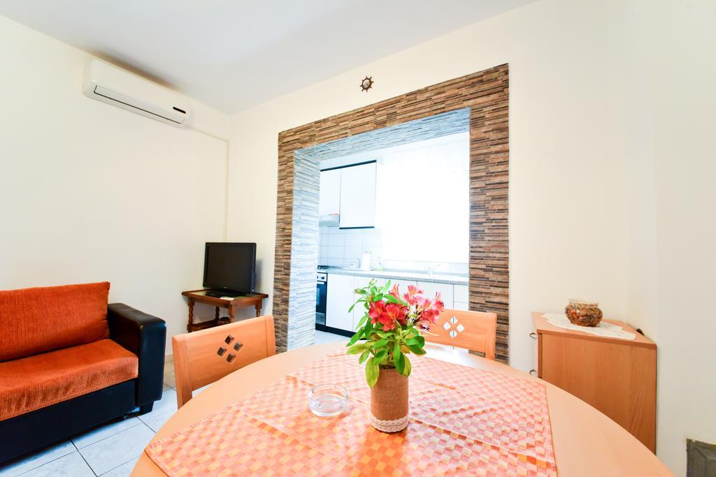Apartments Valentina Petrčane Extérieur photo