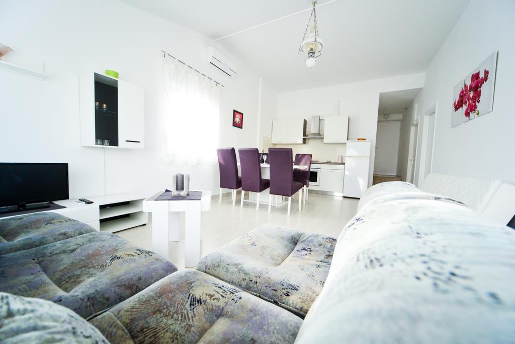 Apartments Valentina Petrčane Extérieur photo