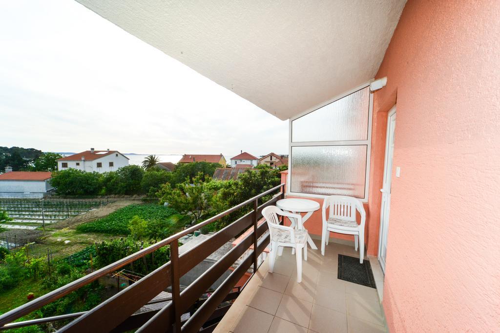 Apartments Valentina Petrčane Extérieur photo