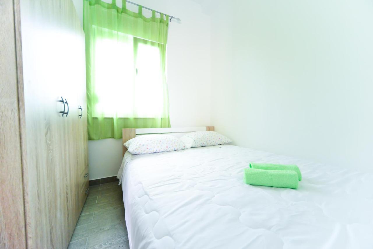Apartments Valentina Petrčane Extérieur photo