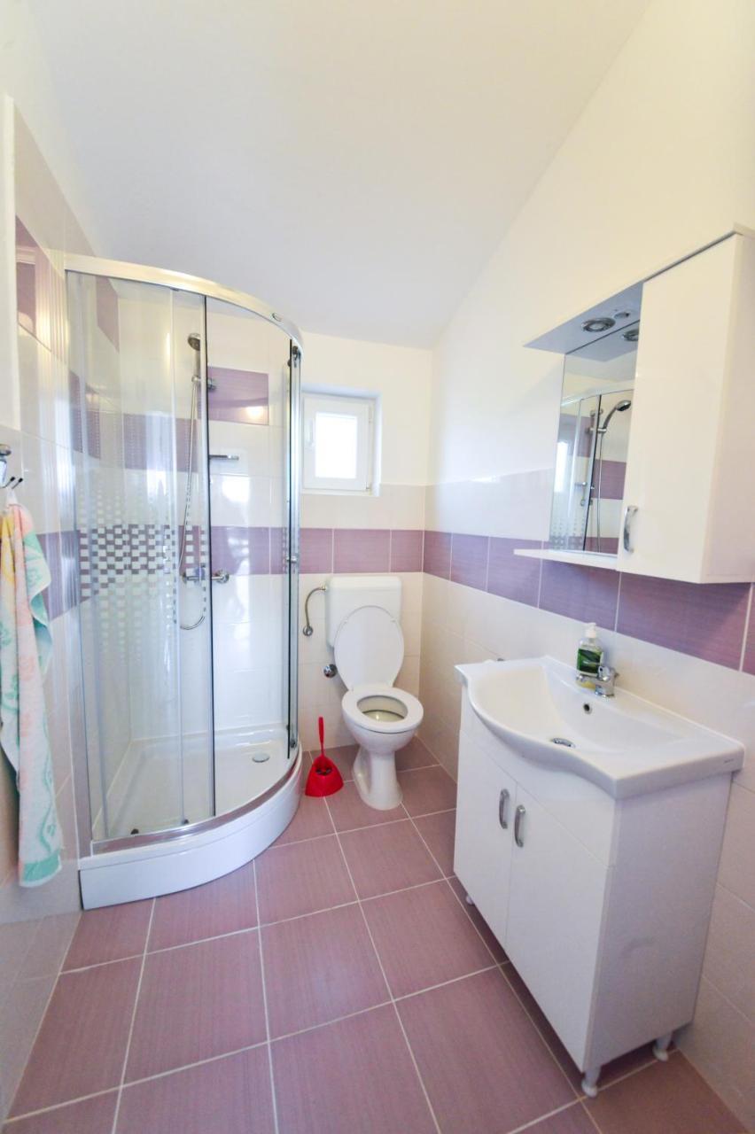 Apartments Valentina Petrčane Extérieur photo
